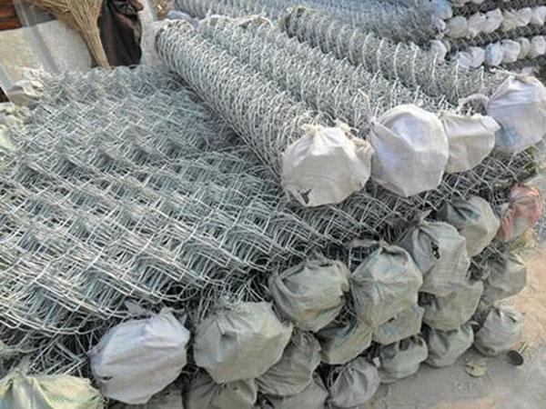 勾花石籠網擋墻