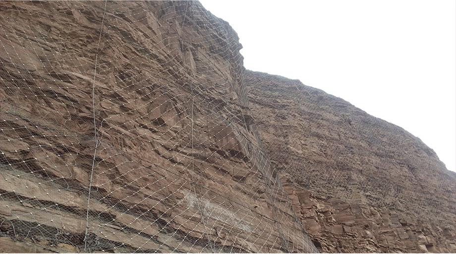 邊坡防護(hù)網(wǎng)注漿加固