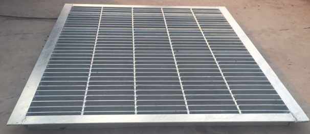 GU型溝鋼格板溝蓋